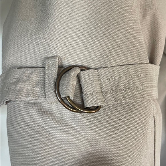 LONDON FOG | Heritage Trench Coat with Zip-Out Liner | Tan | 10 Petite - Picture 7 of 15